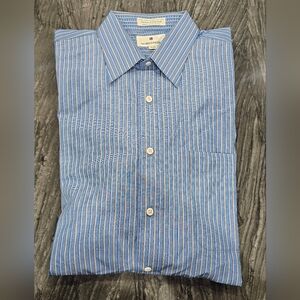 Nordstrom Men's Shirt in Blue and White Stripes